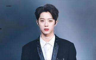 娛樂(lè)吃瓜君賴冠霖,娛樂(lè)吃瓜界的“瓜王”崛起之路