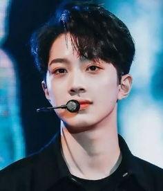 娛樂(lè)吃瓜君賴冠霖,娛樂(lè)吃瓜界的“瓜王”崛起之路