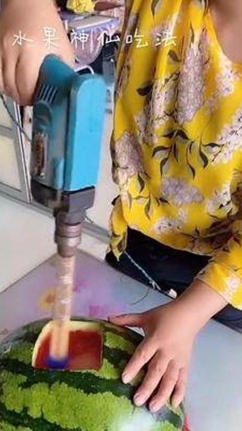 娛樂吃瓜醬外國(guó)小哥,揭秘娛樂圈背后的故事