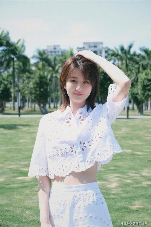 娛樂吃瓜醬服飾圖片高清,揭秘娛樂吃瓜醬服飾的吸睛魅力