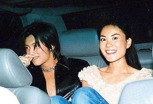 娛樂(lè)圈吃瓜大媽,大媽們津津樂(lè)道的“瓜田”揭秘