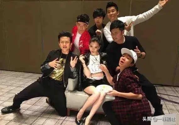 最近娛樂圈吃瓜爆料,明星戀情、丑聞大揭秘！