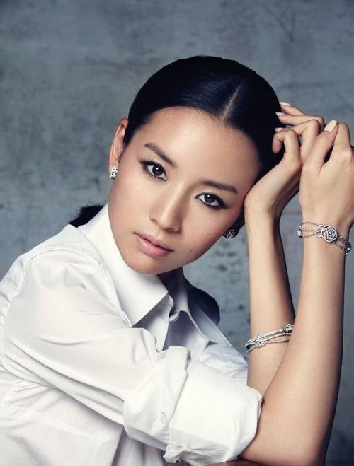 娛樂圈清冷女明星被曝半夜吃瓜,娛樂圈深夜爆料引熱議