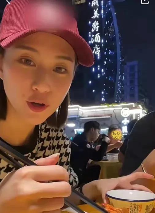 小糊卡吃瓜爆紅無cp娛樂圈,揭秘?zé)oCP娛樂圈的爆紅之路